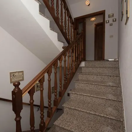 Apartment Domo Anna Elena