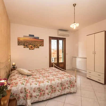 Domo Anna Elena Apartment *
