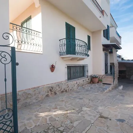 Appartement Domo Anna Elena Orosei