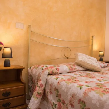 Domo Anna Elena Apartamento