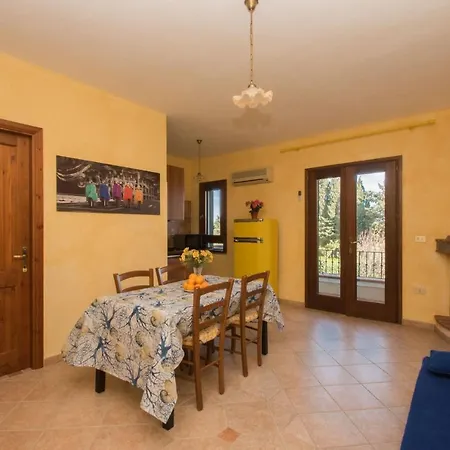Domo Anna Elena Apartamento